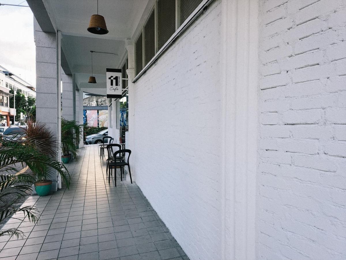 111 Hutton Lane Hostel George Town Extérieur photo